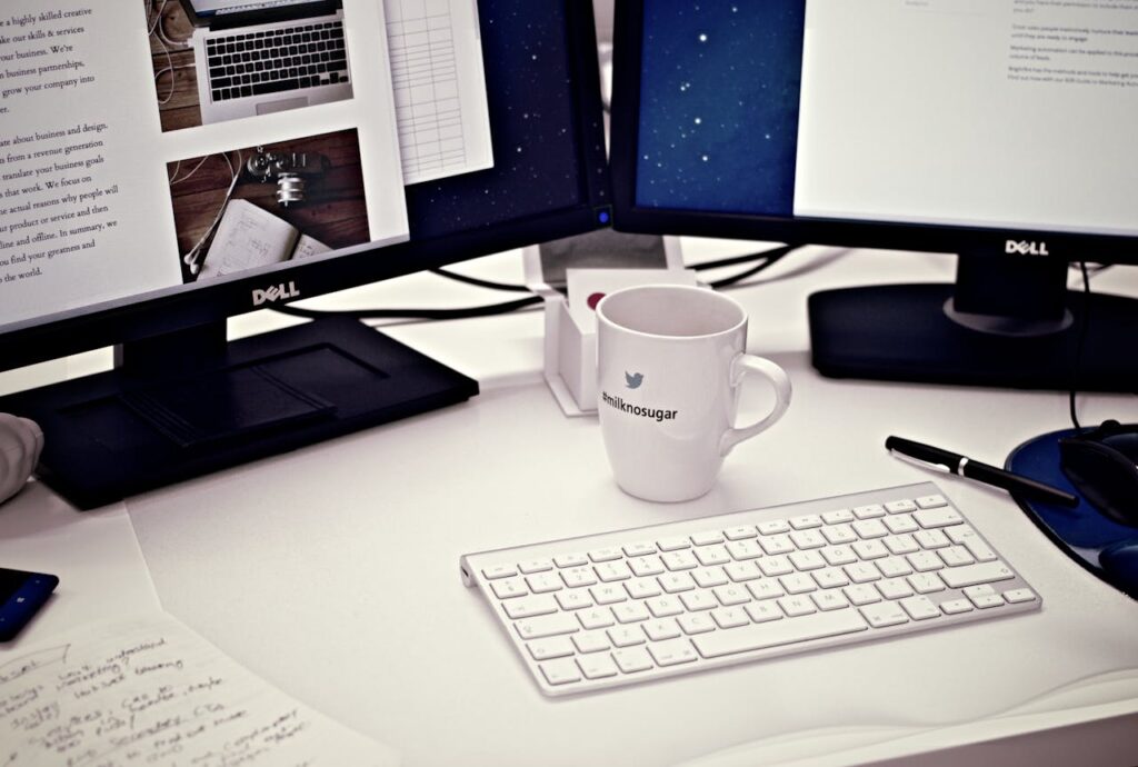 cup-mug-desk-office-4458.jpg